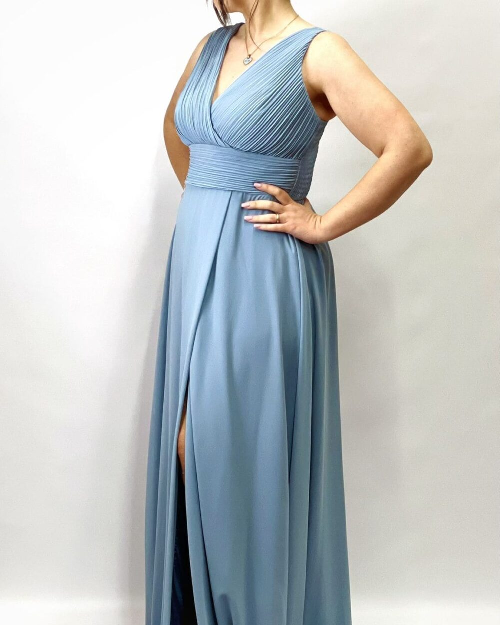 Berti Mode Collection - Abito da cerimonia curvy con scollo a V plissettato verde bosco - immagine 7