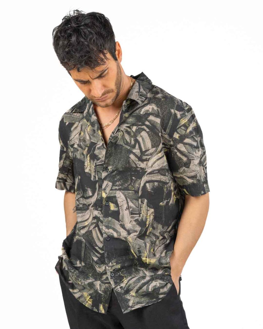 Antony Morato – Camicia a Maniche Corte Fantasia Nera da Uomo - immagine 2