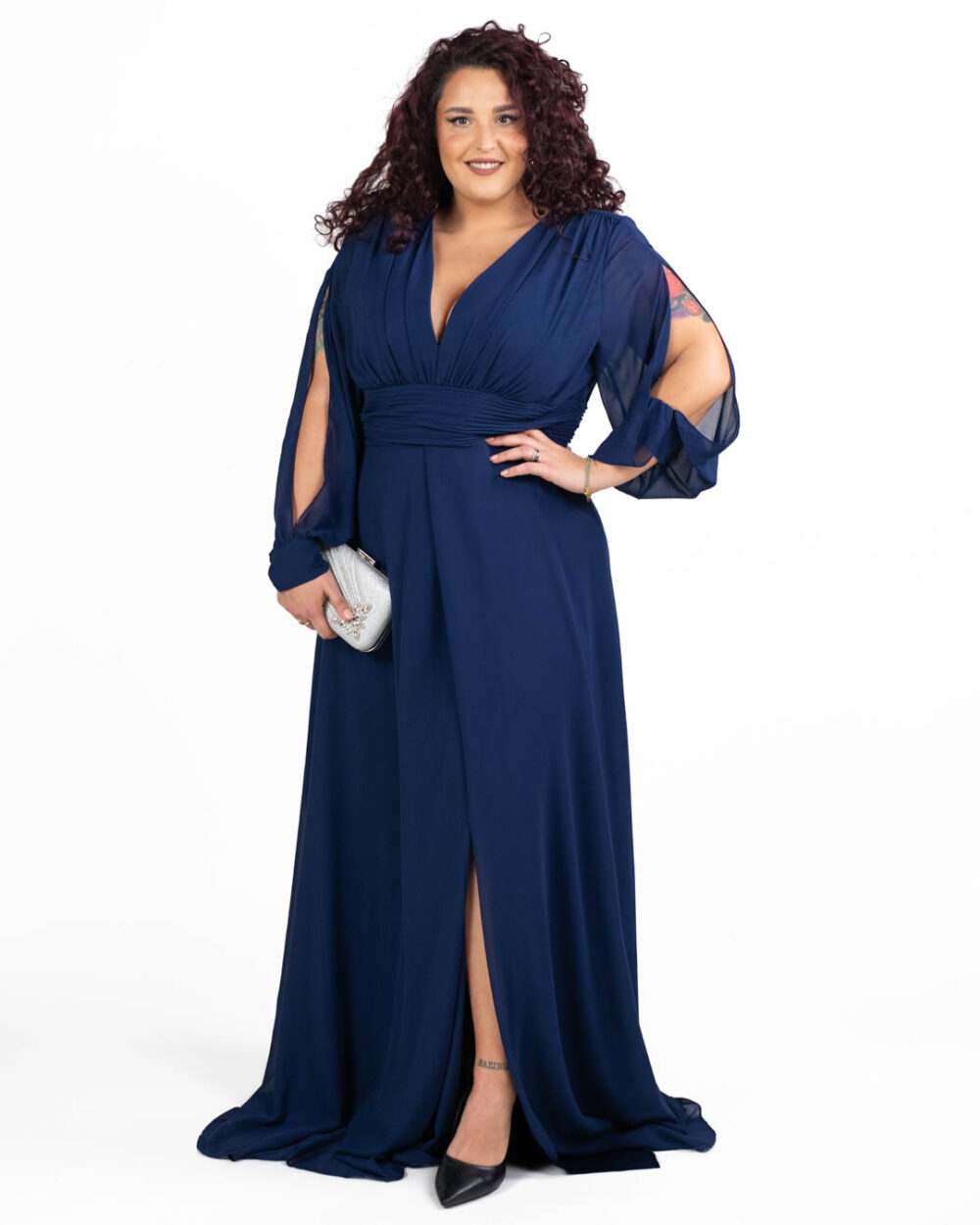 Berti Mode Collection - Abito da cerimonia curvy con scollo a goccia e maniche aperte blu royal - immagine 2
