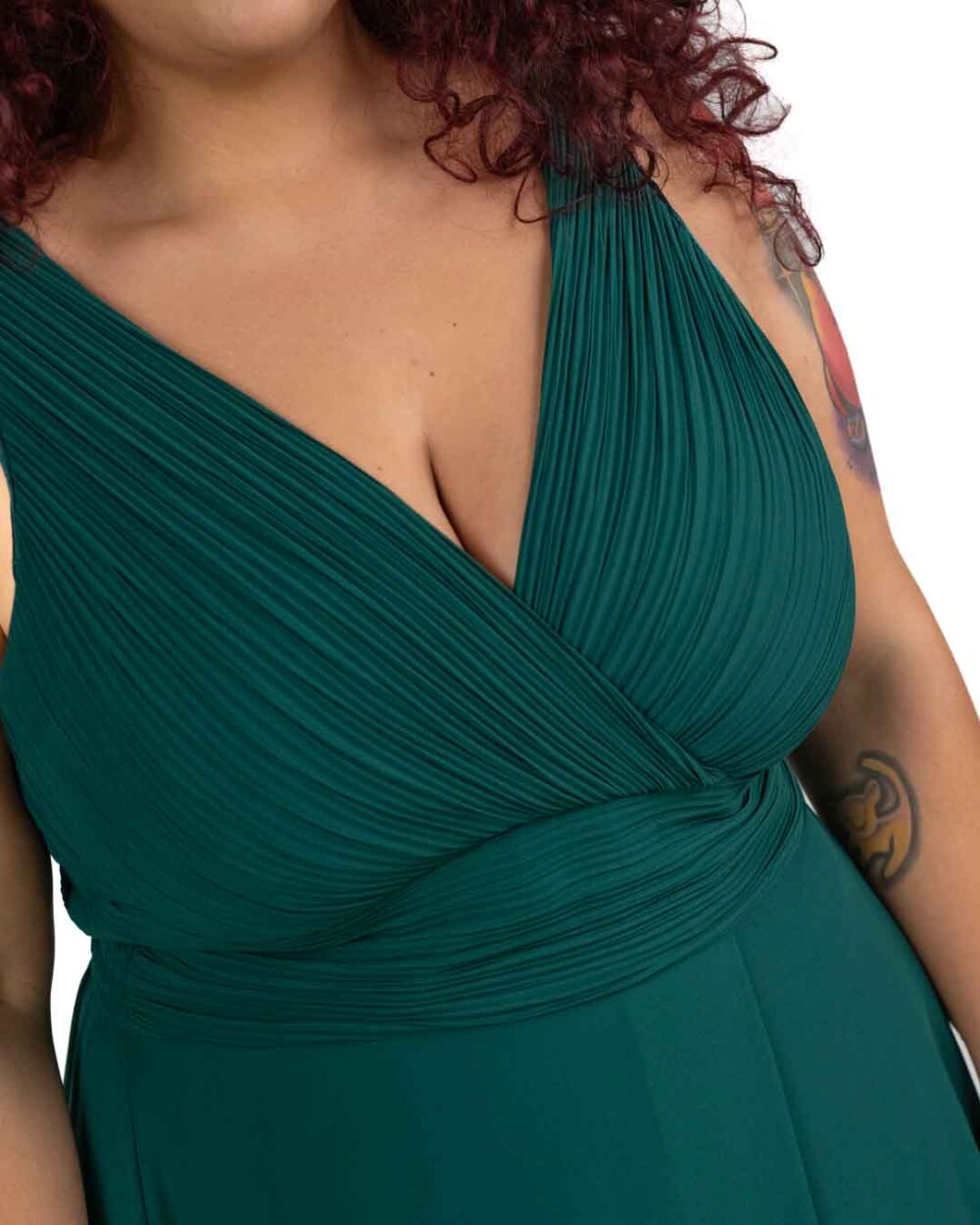 Berti Mode Collection - Abito da cerimonia curvy con scollo a V plissettato verde bosco - immagine 2