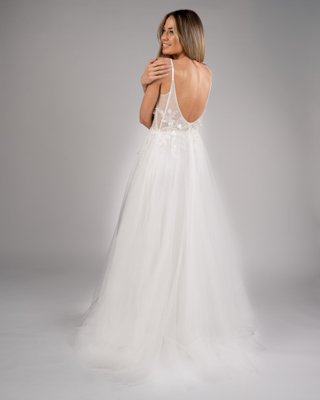 BERTI MODE COLLECTION - Abito da sposa con petali bianco