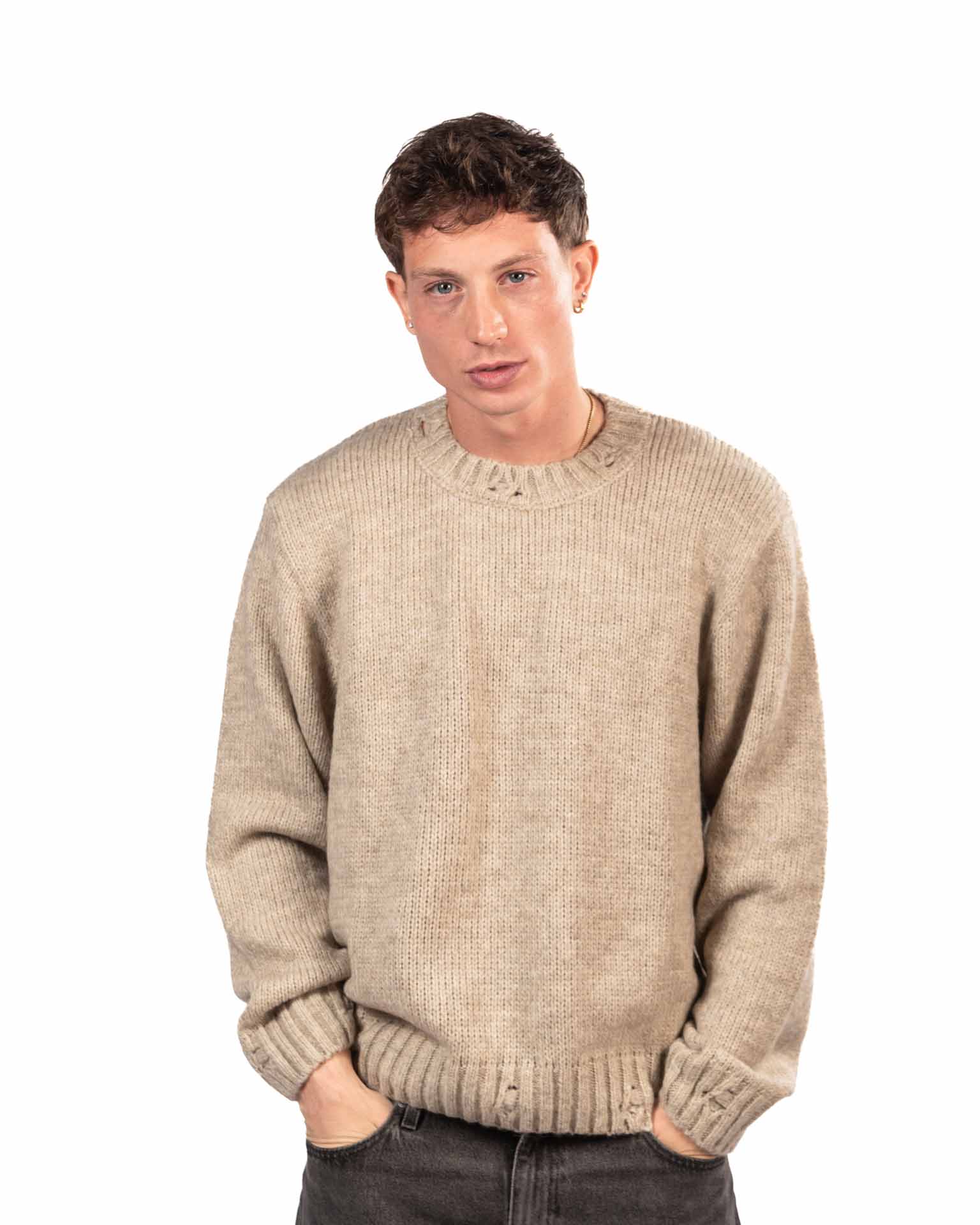 I'm Brian maglione beige