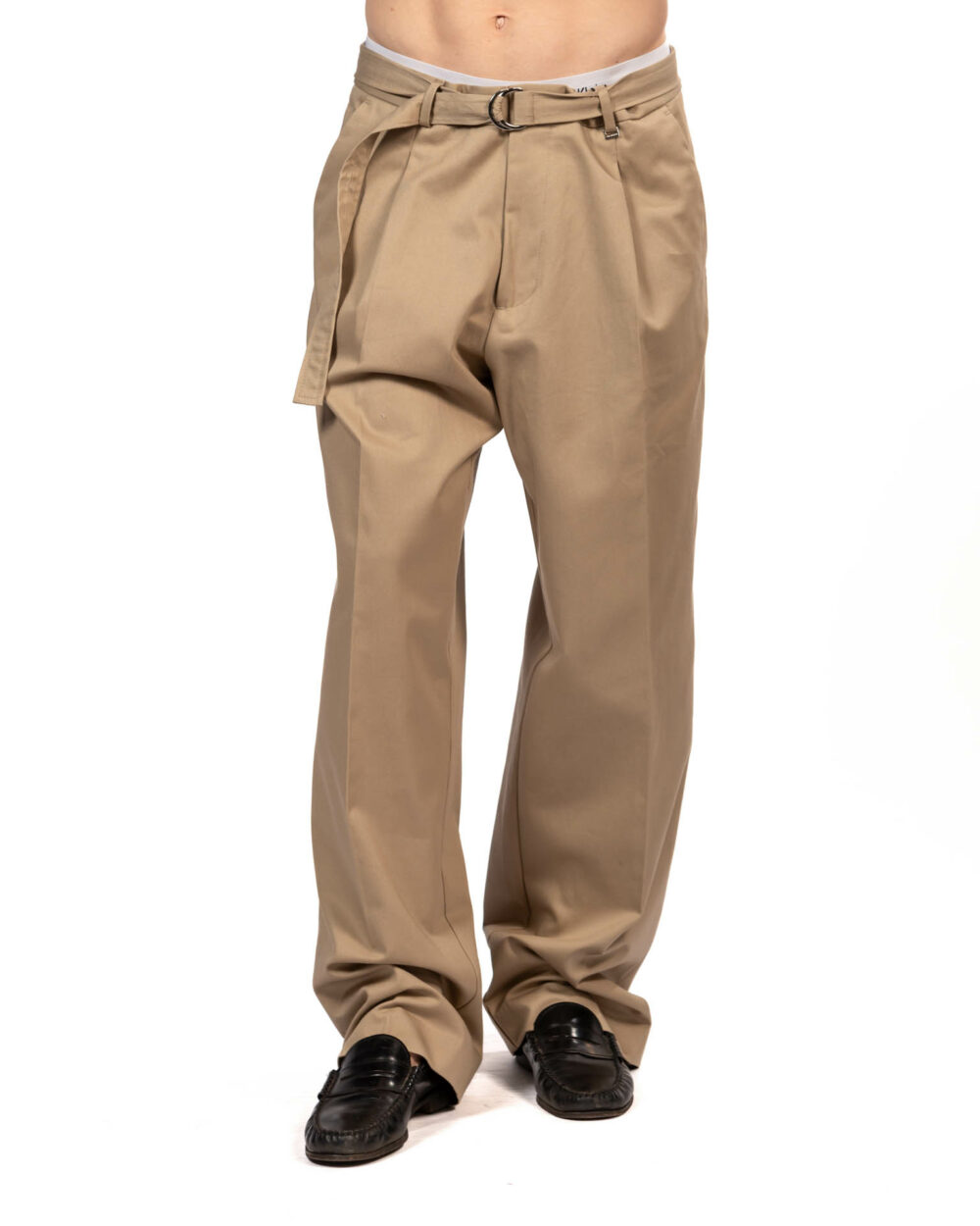 I'm brian pantalone beige