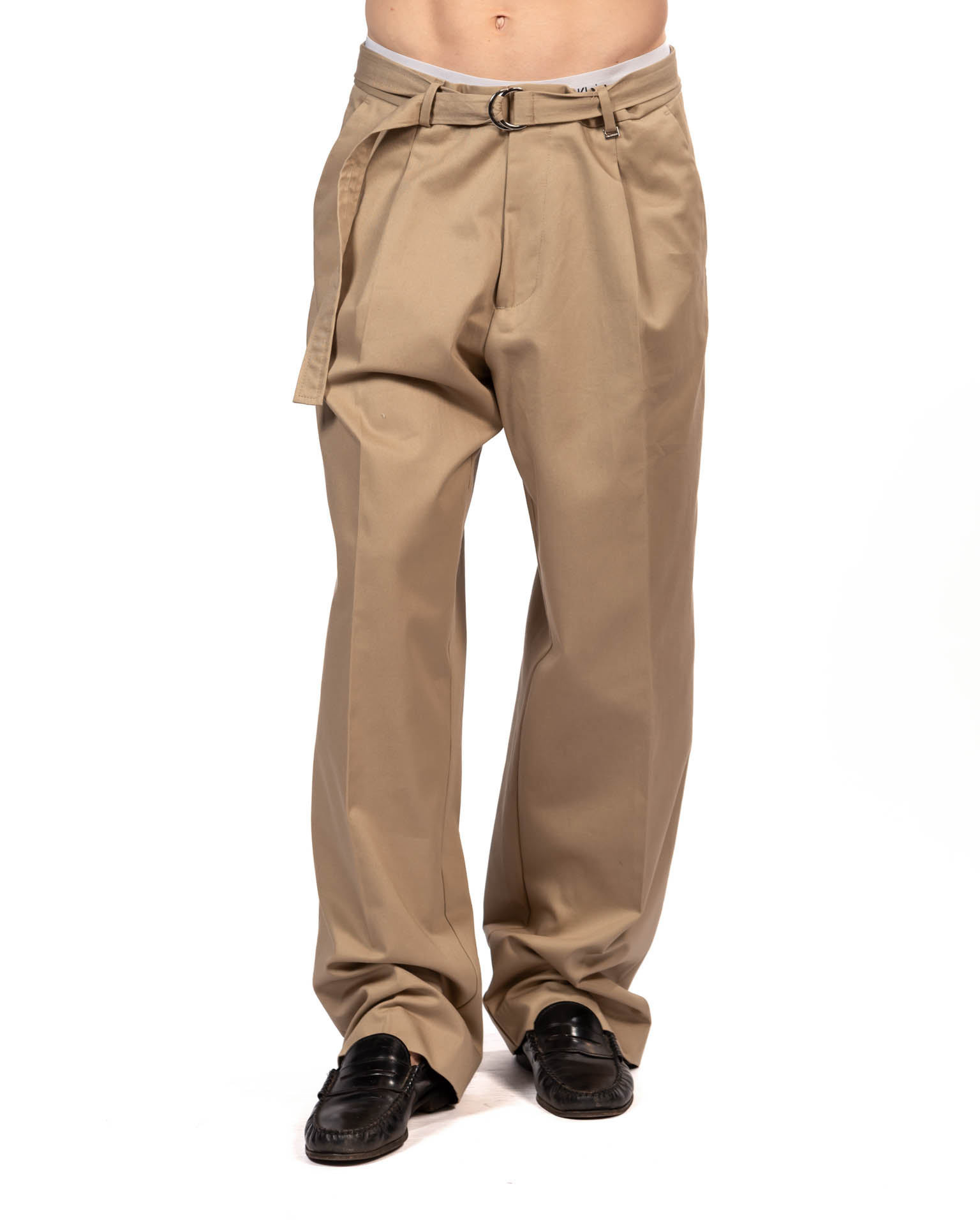 I'm brian pantalone beige